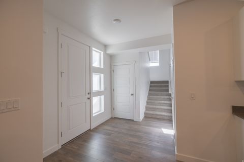 Tiny photo for 356 W 25 N, Layton, UT 84041 (MLS # 2144190)