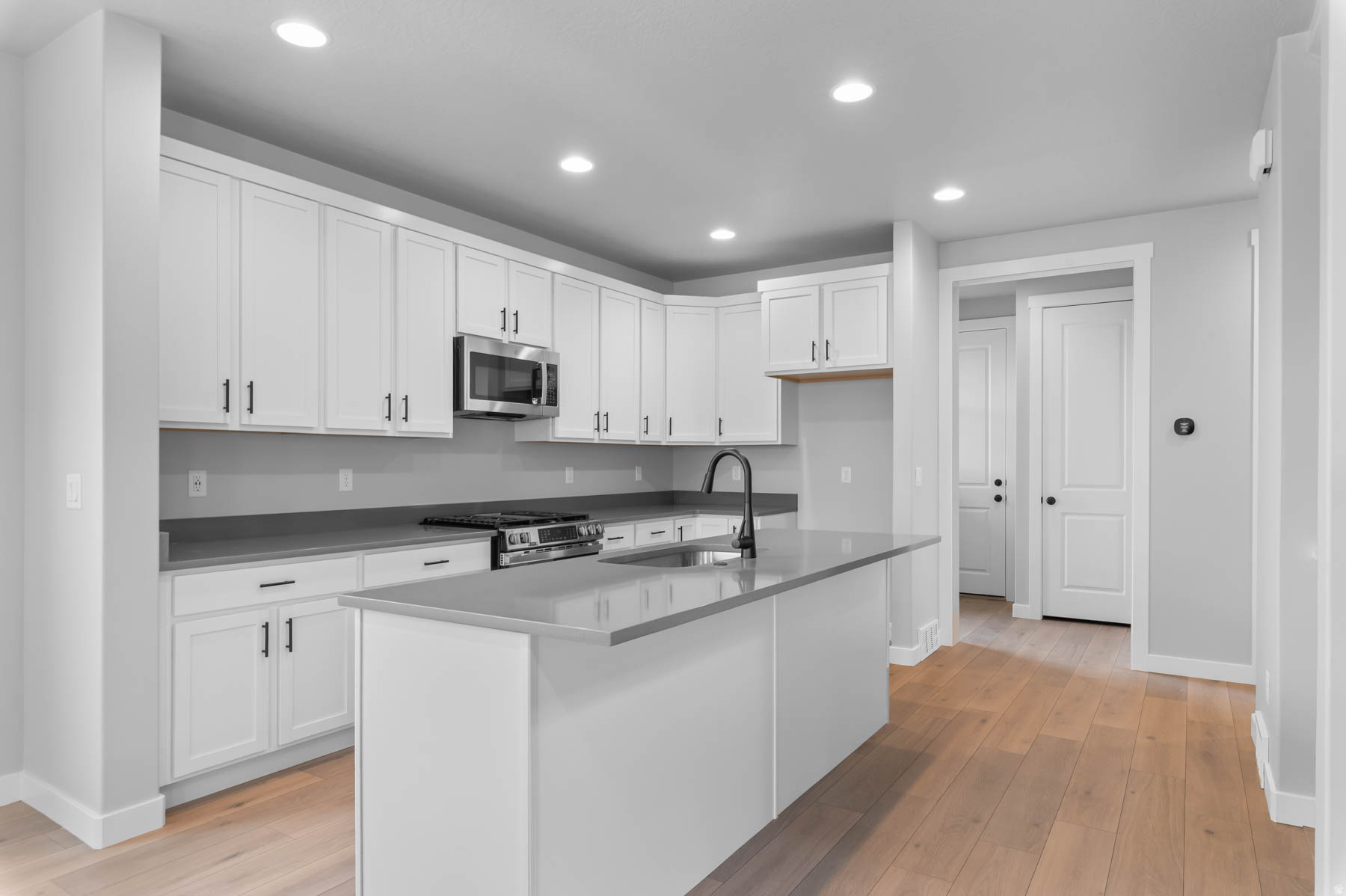 DAYBREAK WATERMARK 391 - Residential