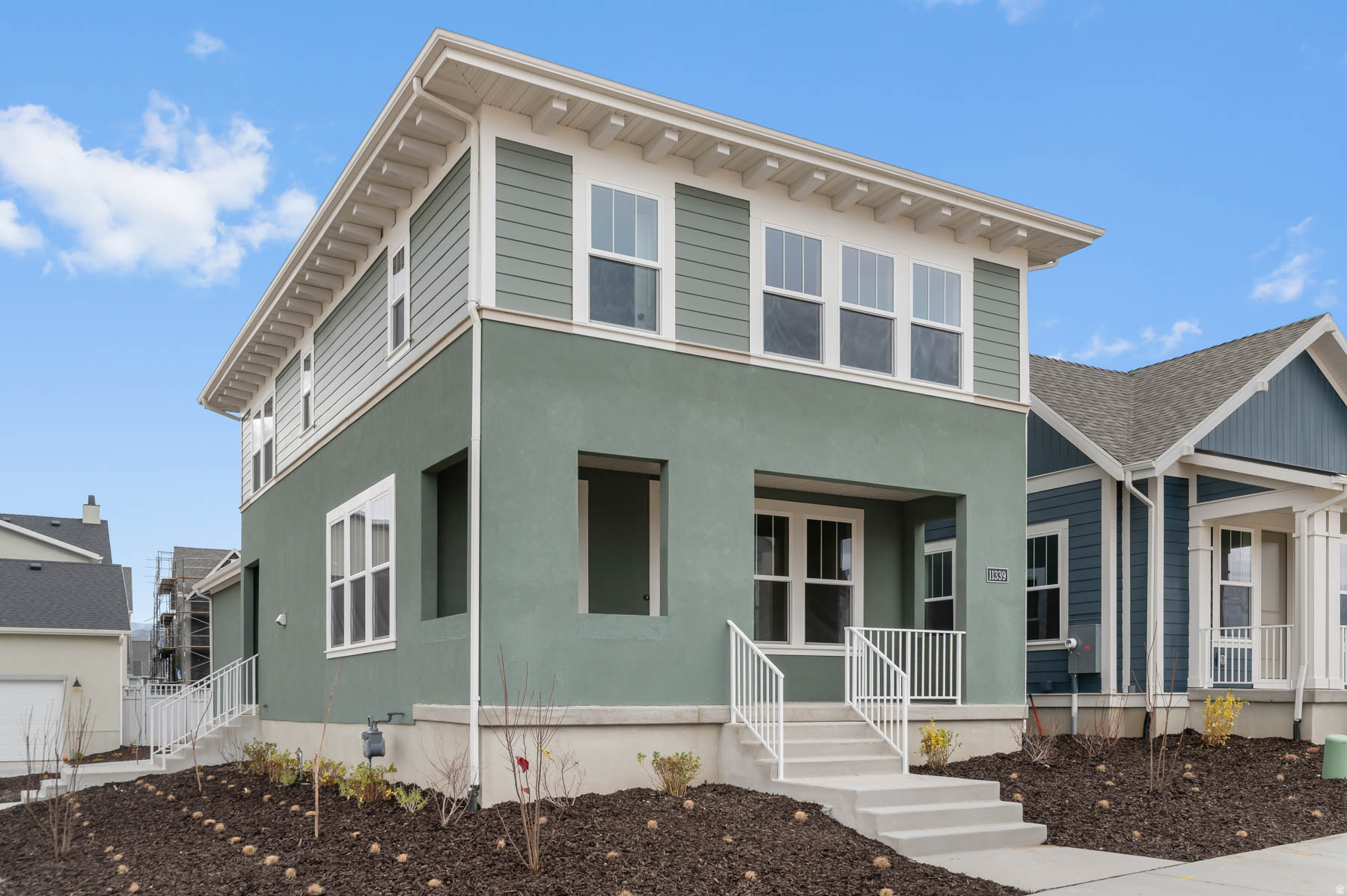 DAYBREAK WATERMARK 391 - Residential