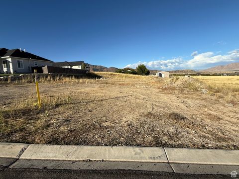 Tiny photo for 360 S SUMMIT DR #30, Woodland Hills, UT 84653 (MLS # 2115385)