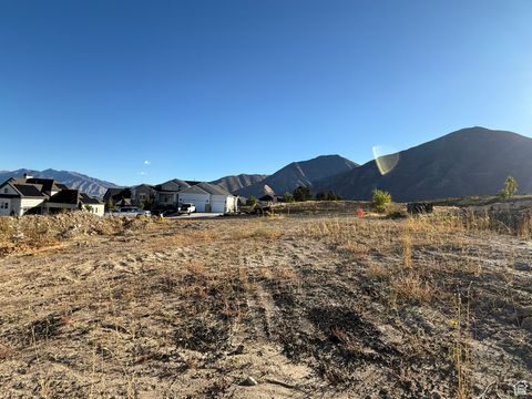 Tiny photo for 360 S SUMMIT DR #30, Woodland Hills, UT 84653 (MLS # 2115385)
