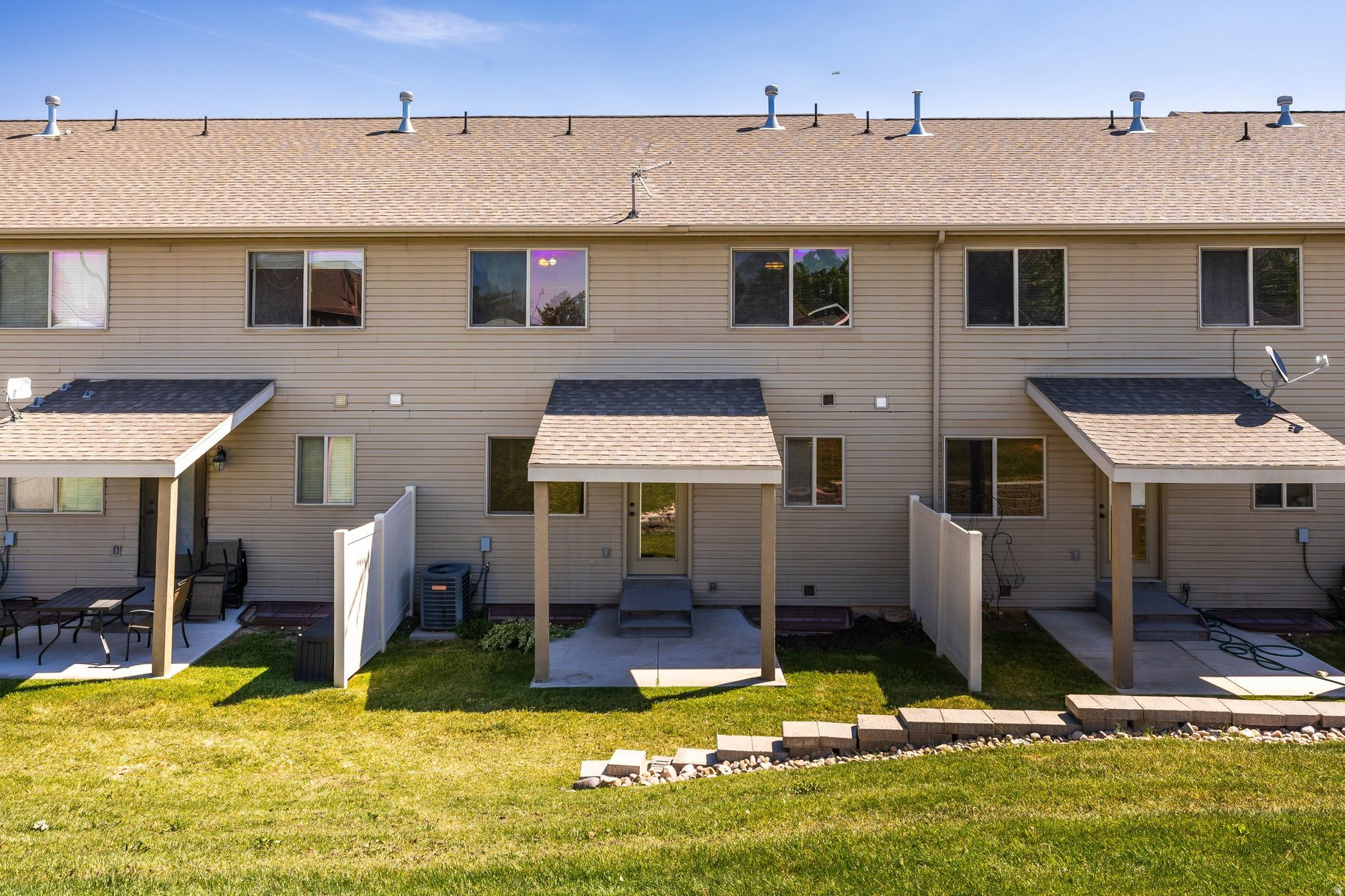 STONEY BROOK - Residential