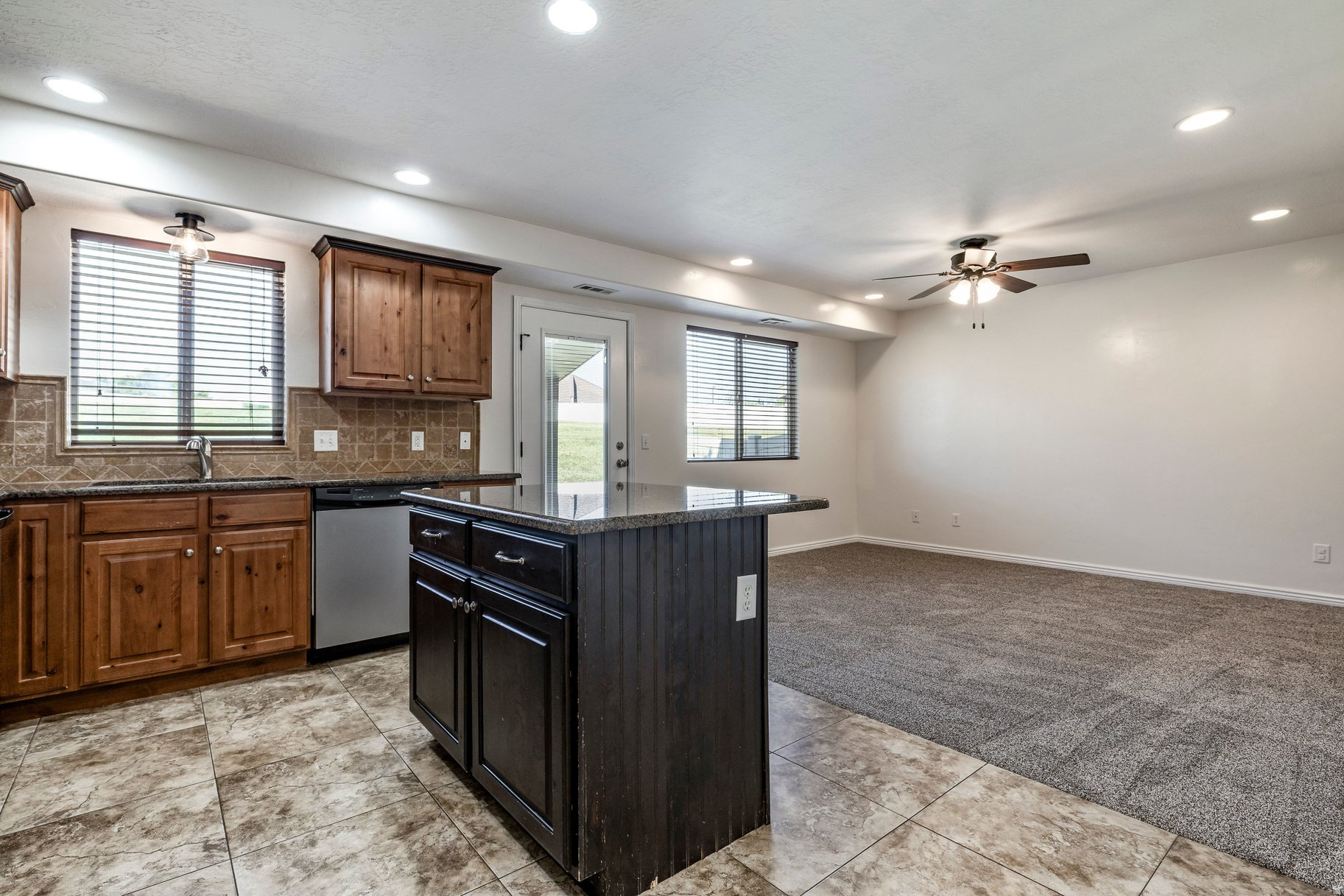 STONEY BROOK - Residential