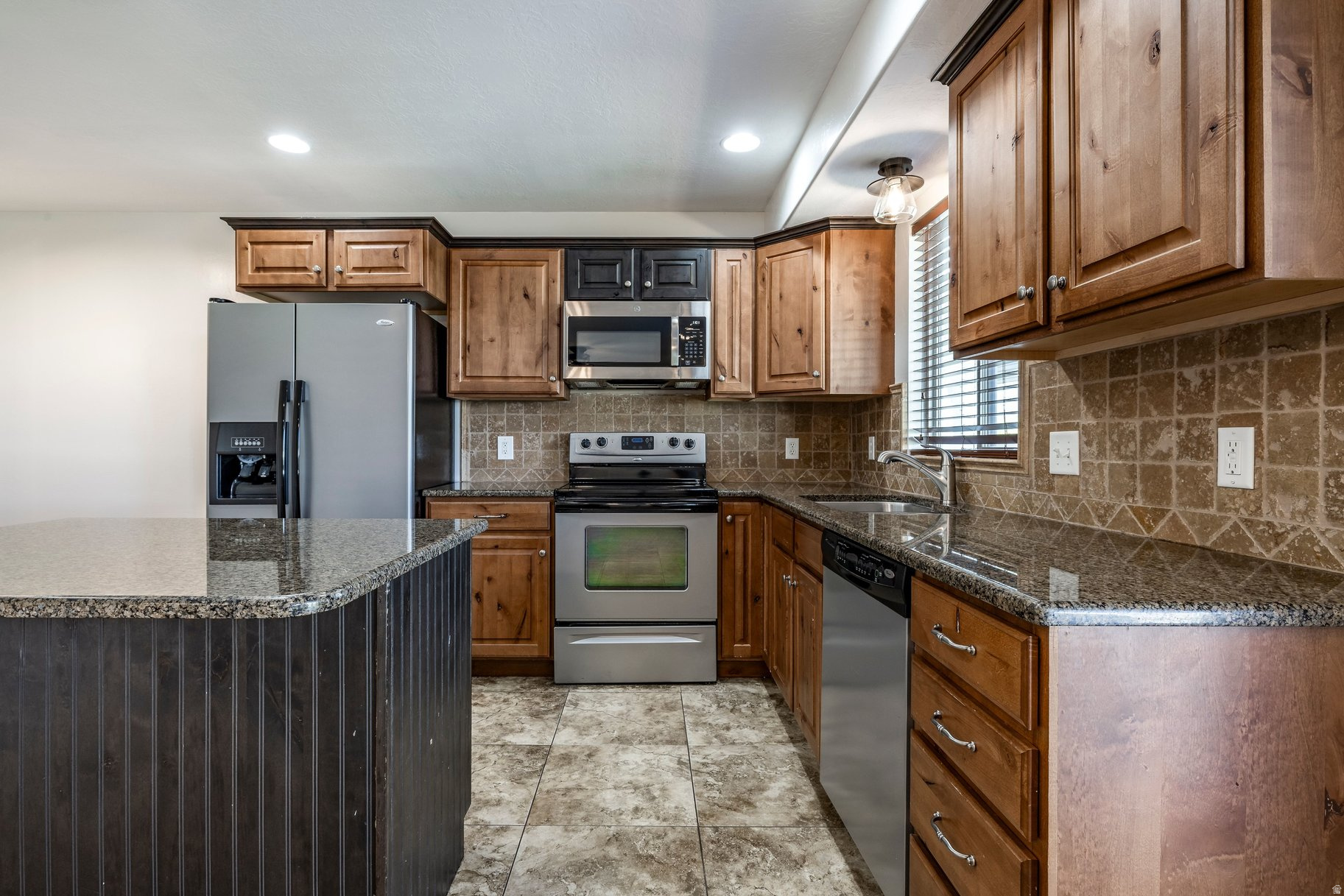 STONEY BROOK - Residential