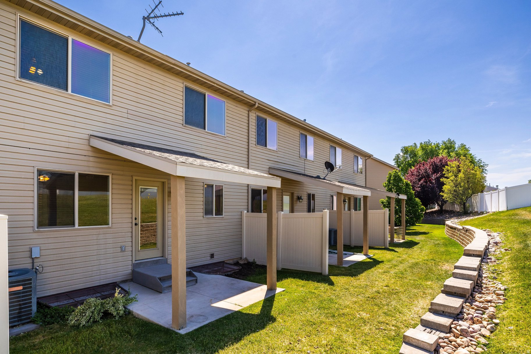 STONEY BROOK - Residential