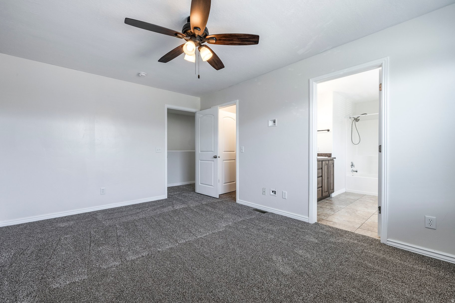 STONEY BROOK - Residential