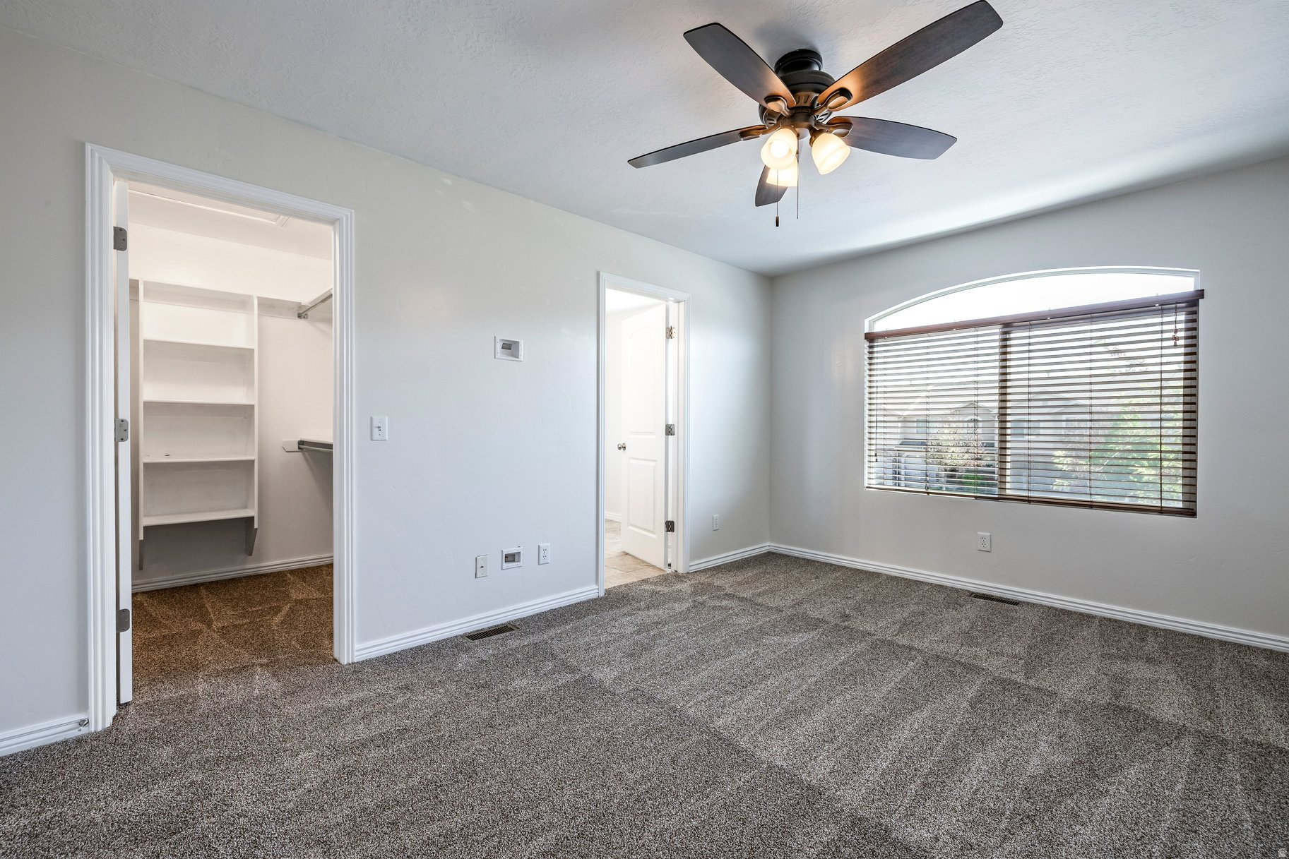 STONEY BROOK - Residential