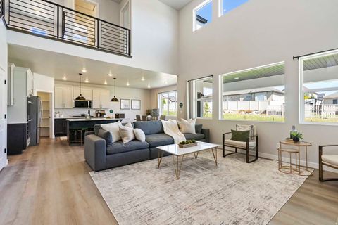 Tiny photo for 594 W DOMANICK WAY #2, Saratoga Springs, UT 84045 (MLS # 2121683)