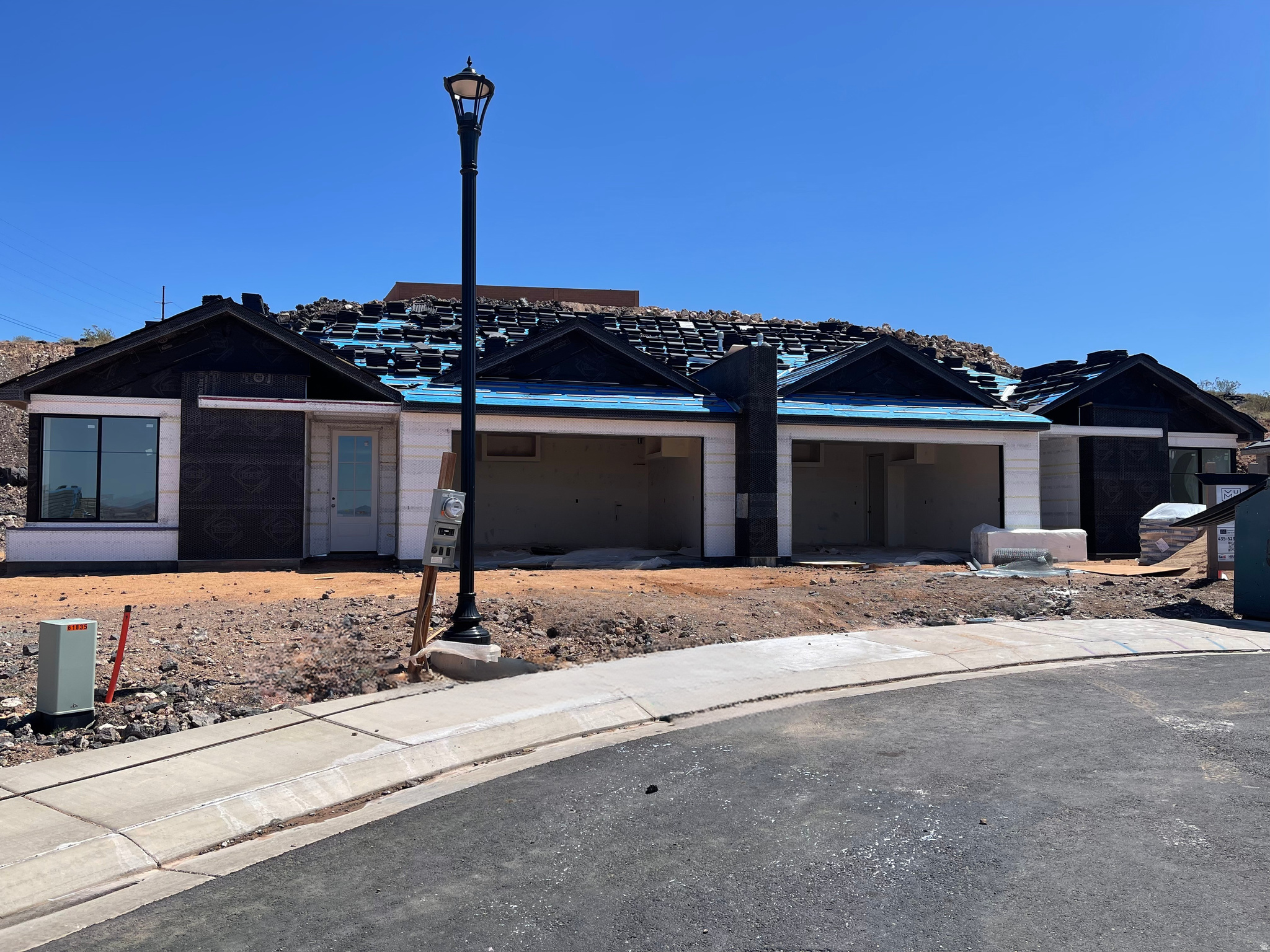 PAINTED SANDS - Residential