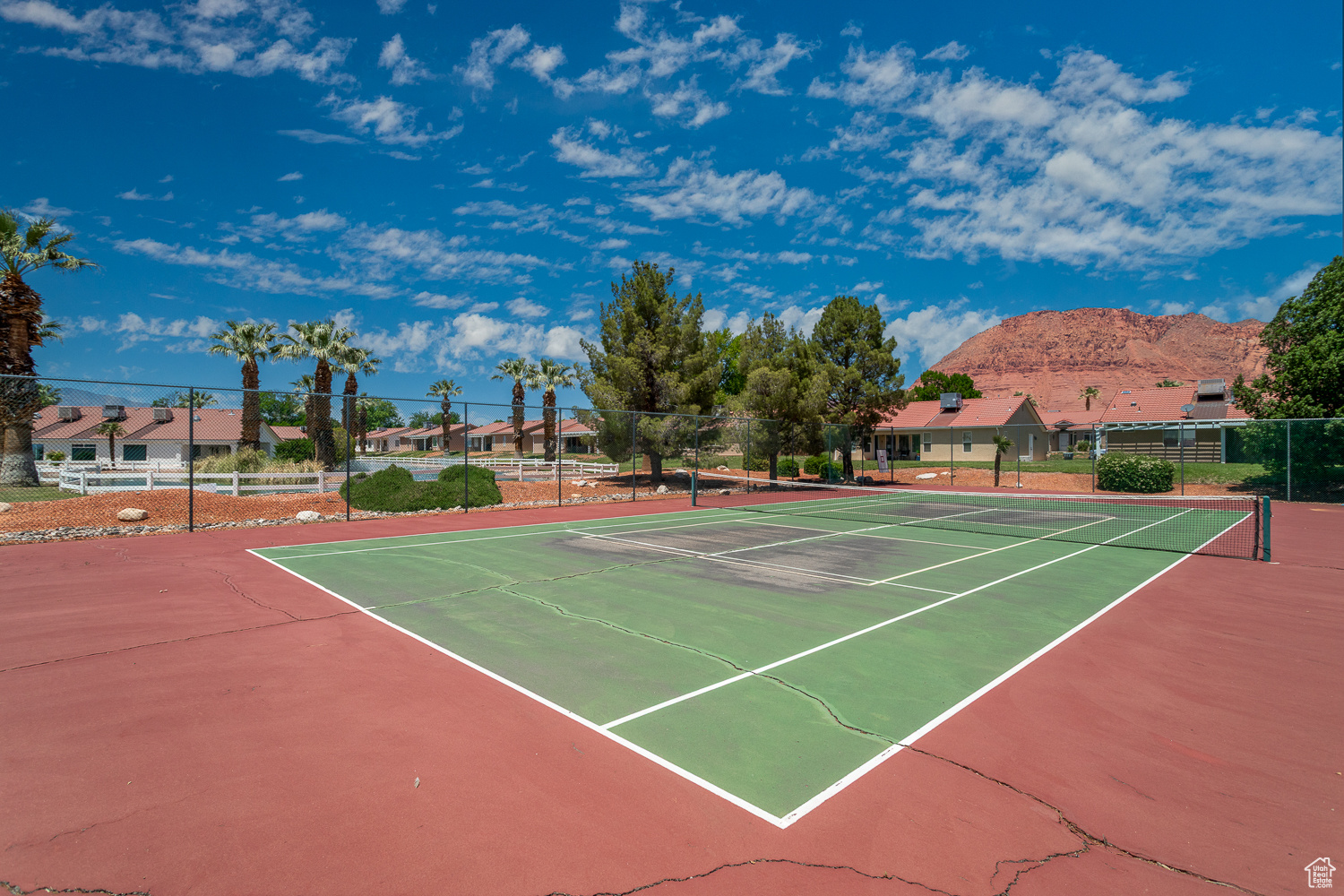PADRE LAKES TH 2 - Residential