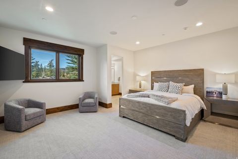 Tiny photo for 685 HOLLYHOCK ST, Park City, UT 84098 (MLS # 2120458)