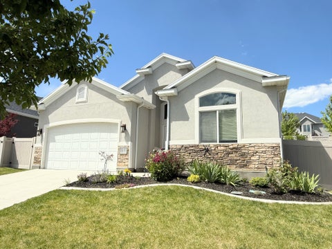 Tiny photo for 808 W VALLEY VIEW WAY WAY N, Lehi, UT 84048 (MLS # 2163969)