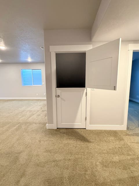 Tiny photo for 808 W VALLEY VIEW WAY WAY N, Lehi, UT 84048 (MLS # 2163969)