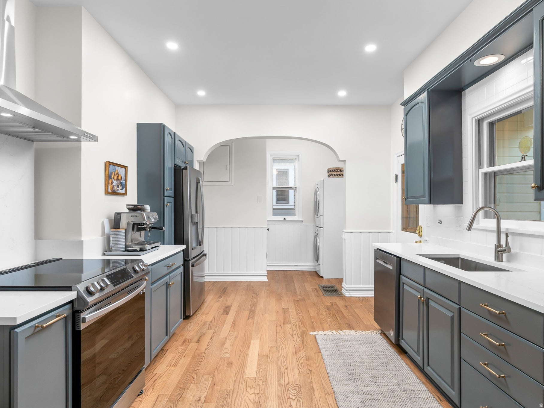 AVENUES - Residential
