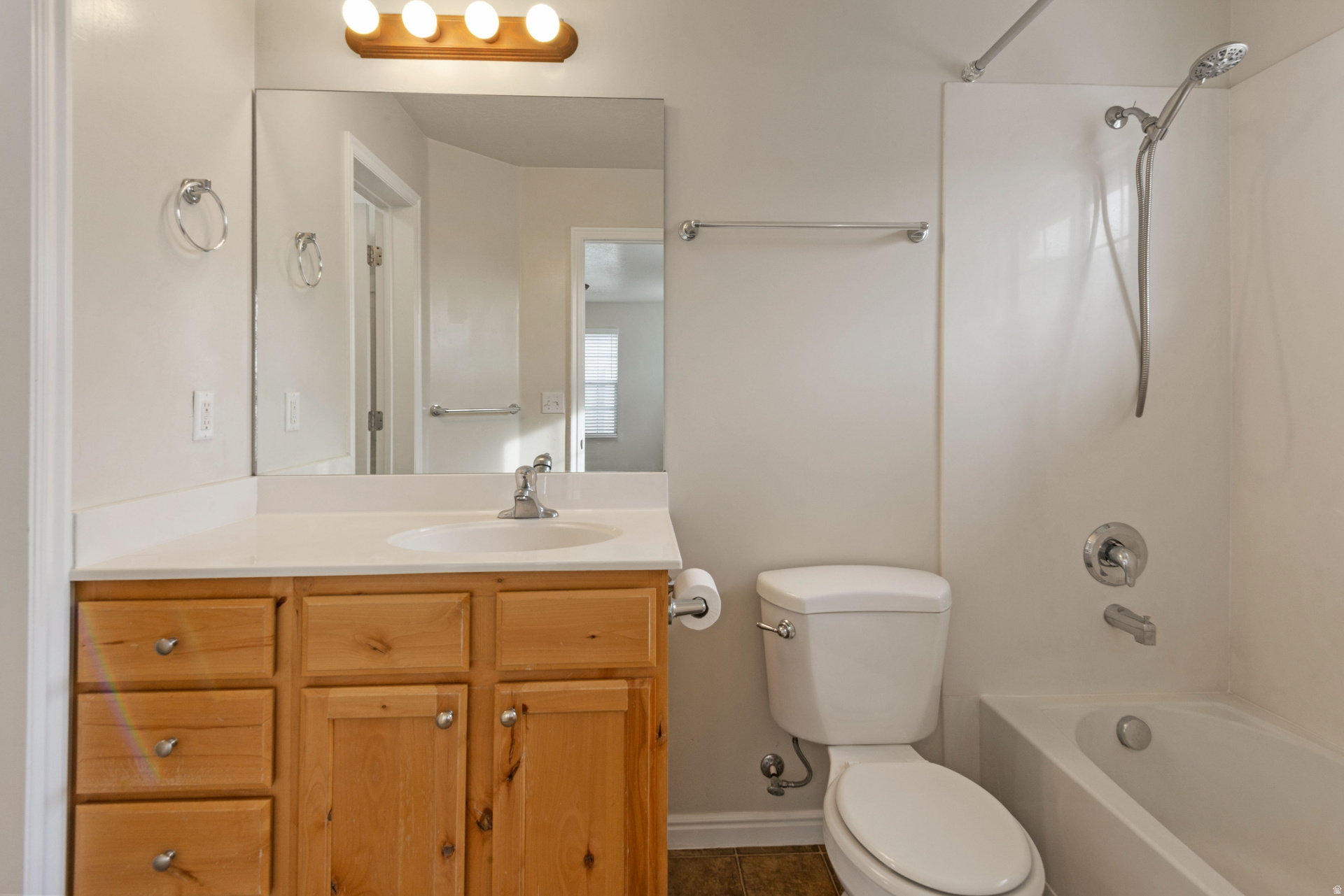 E TOWNHOMES AT CAMELOT VILLAGE - Residential