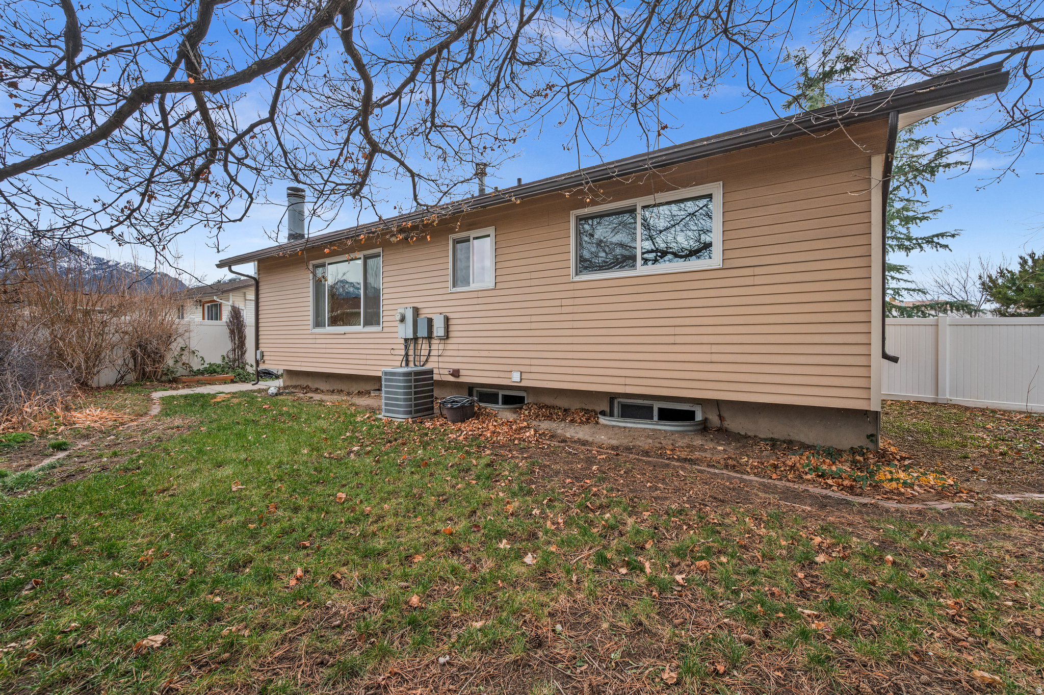 MEADOWS - Residential