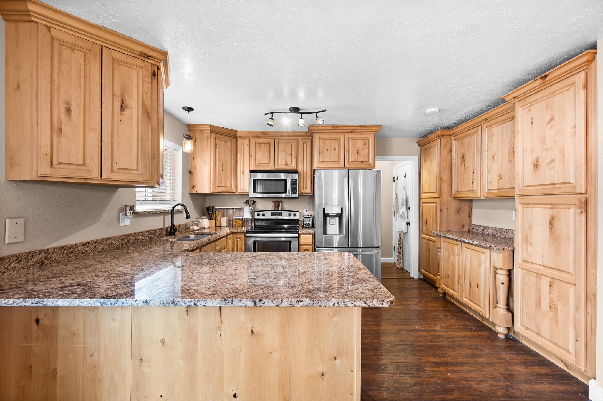 MEADOWS - Residential