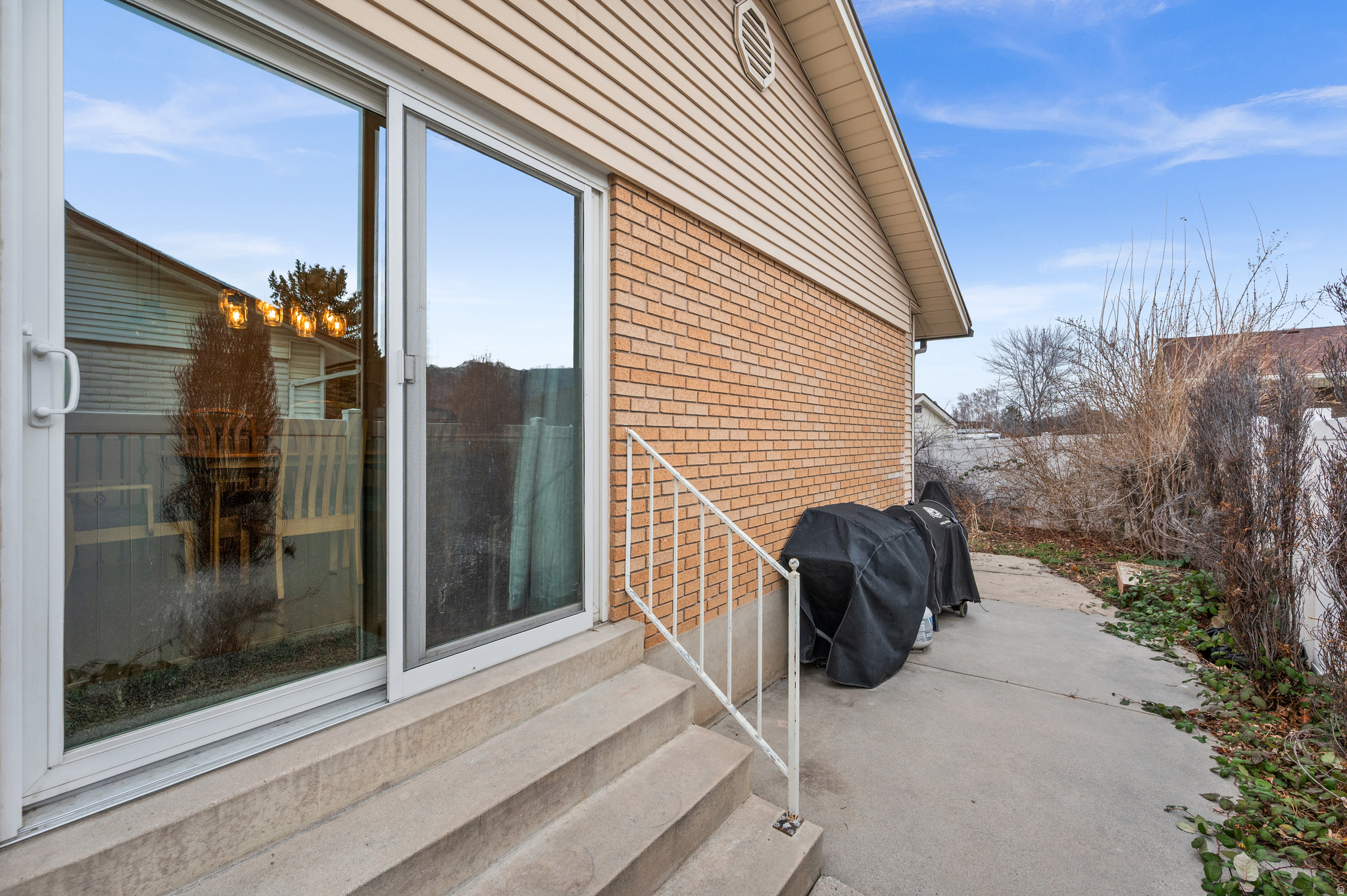 MEADOWS - Residential