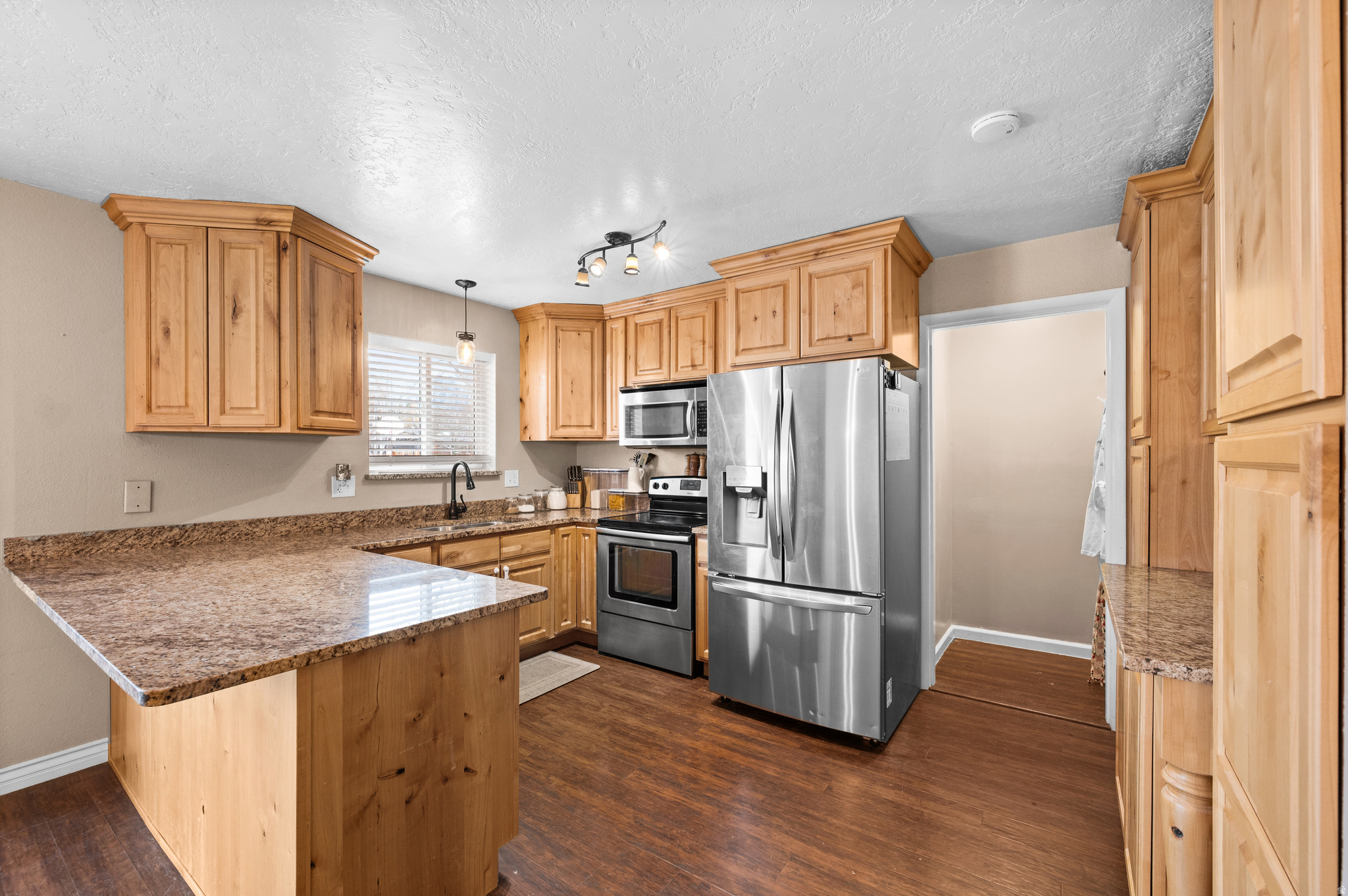 MEADOWS - Residential