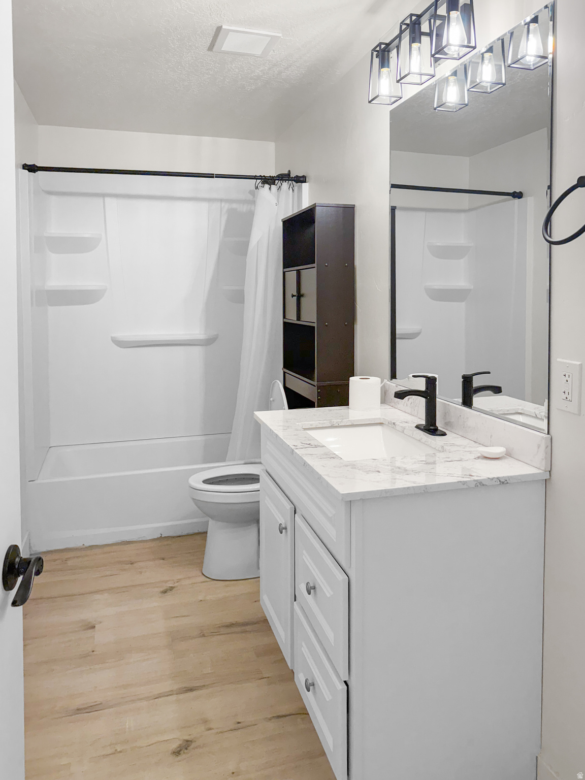 HIGHLAND HILLS - Residential