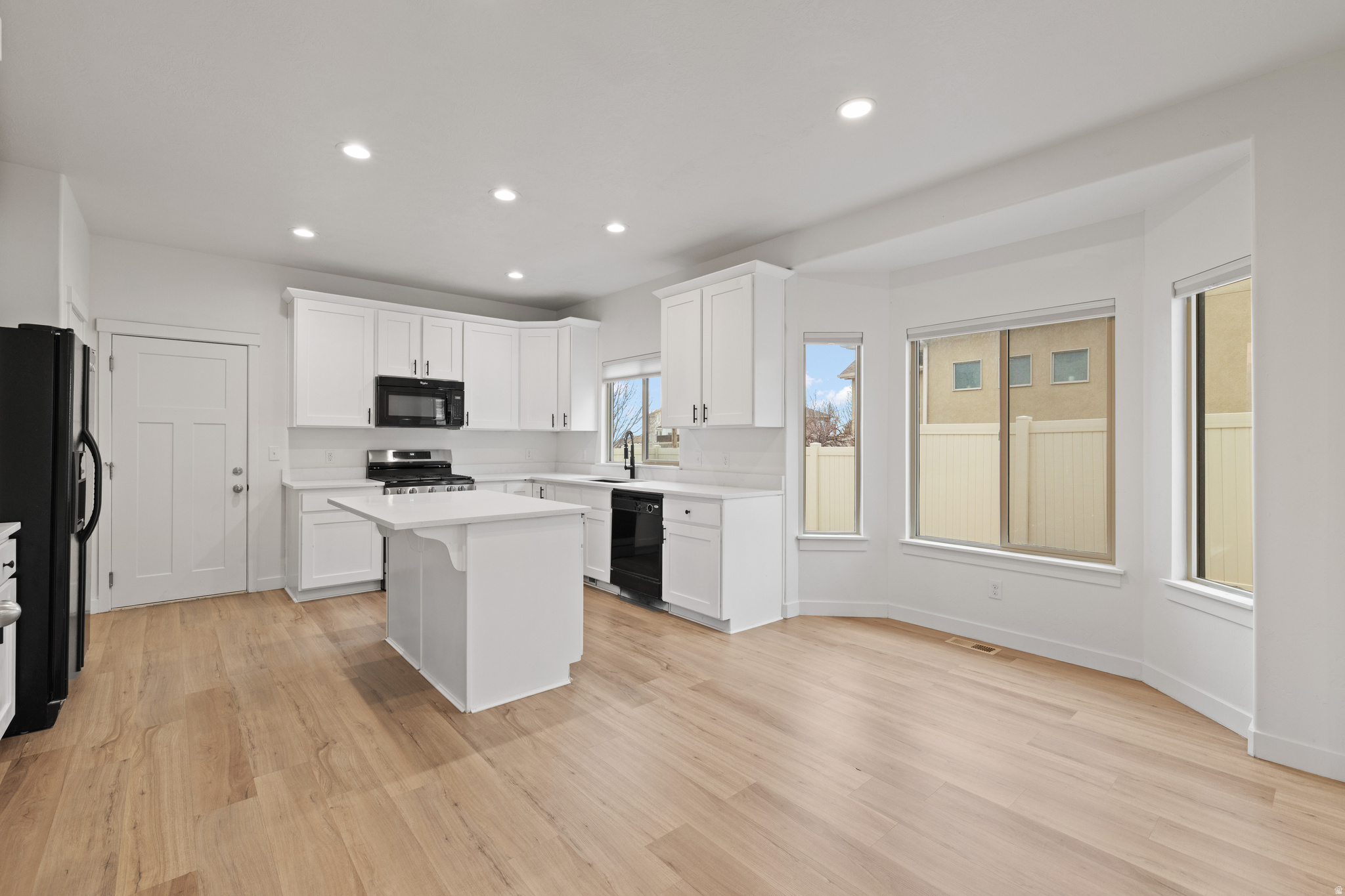 HIGHLAND HILLS - Residential