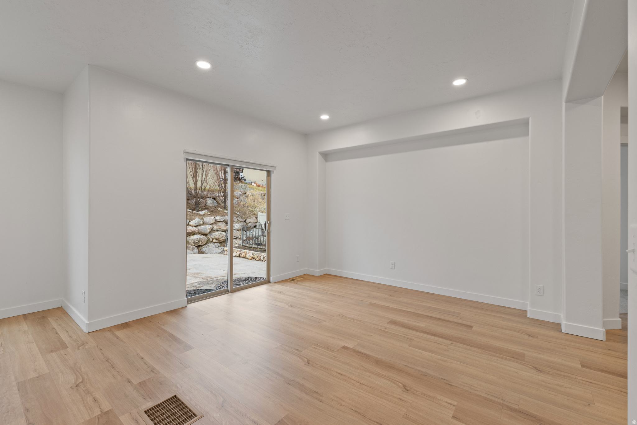 HIGHLAND HILLS - Residential