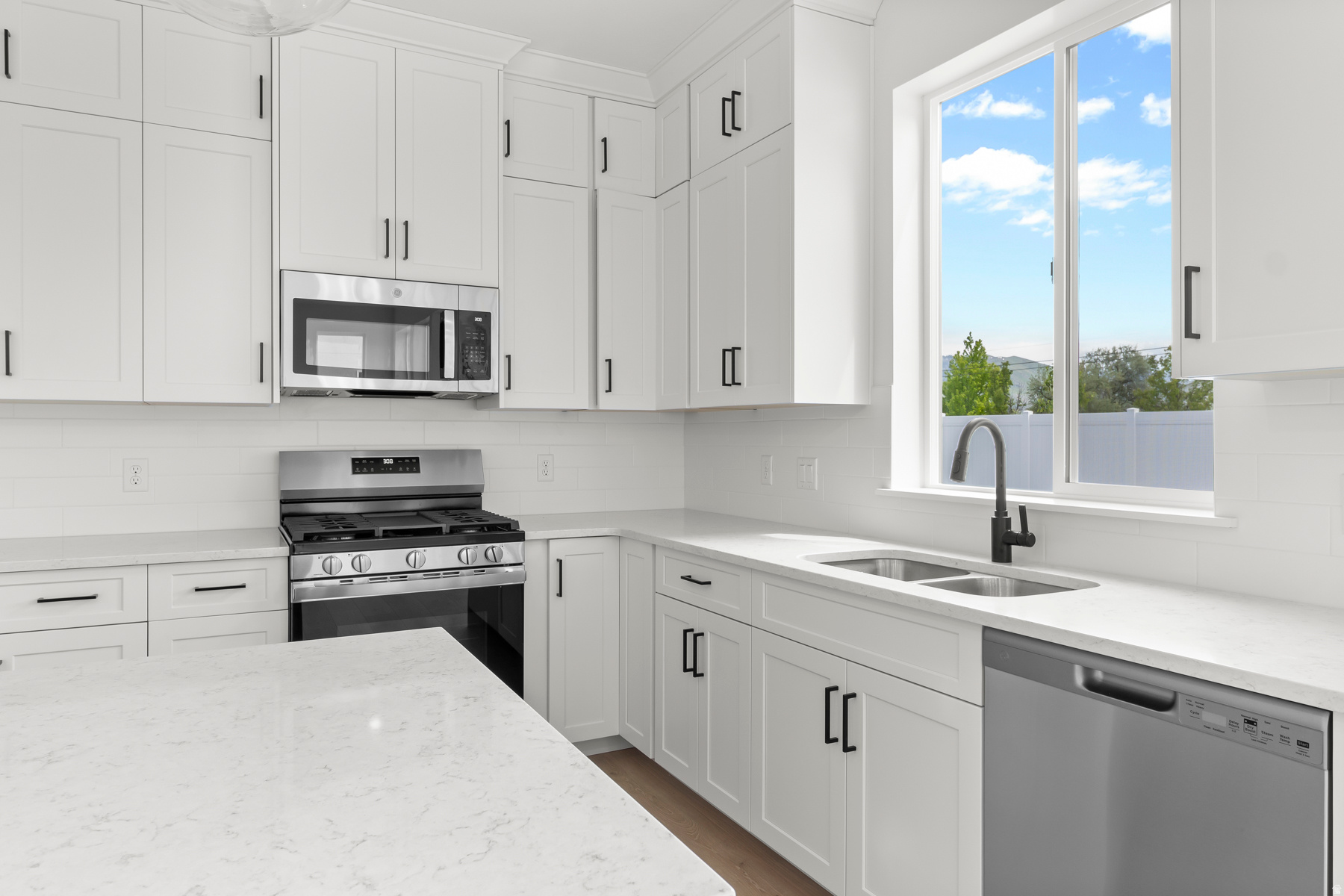 RIDGELINE PARK - Residential