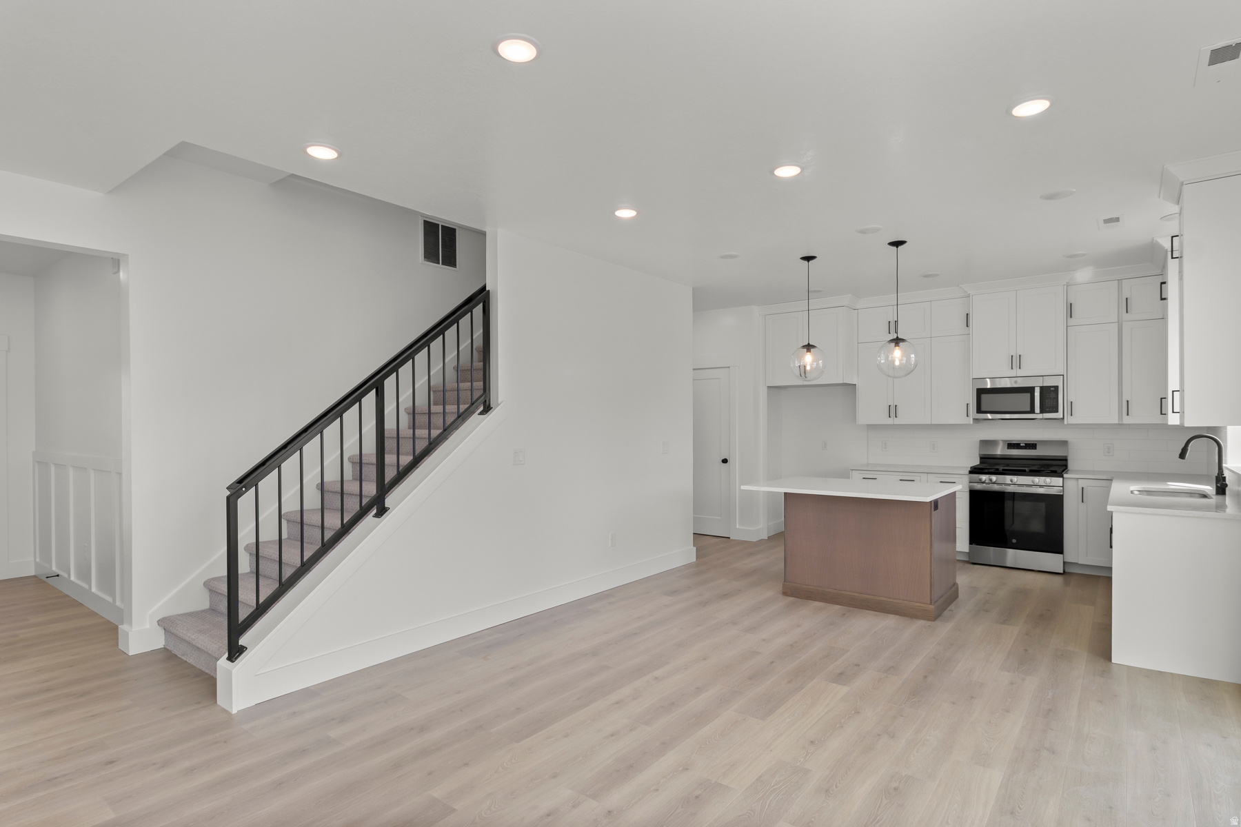 RIDGELINE PARK - Residential