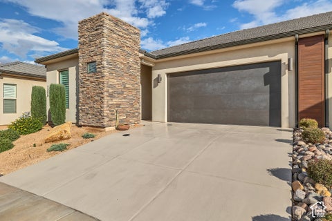 Photo of 1246 W FELTER DR, Saint George, UT 84790 (MLS # 2188061)