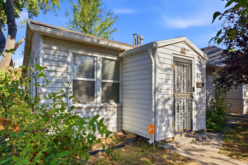 Photo of 457 S POST ST, Salt Lake City, UT 84104 (MLS # 2175191)