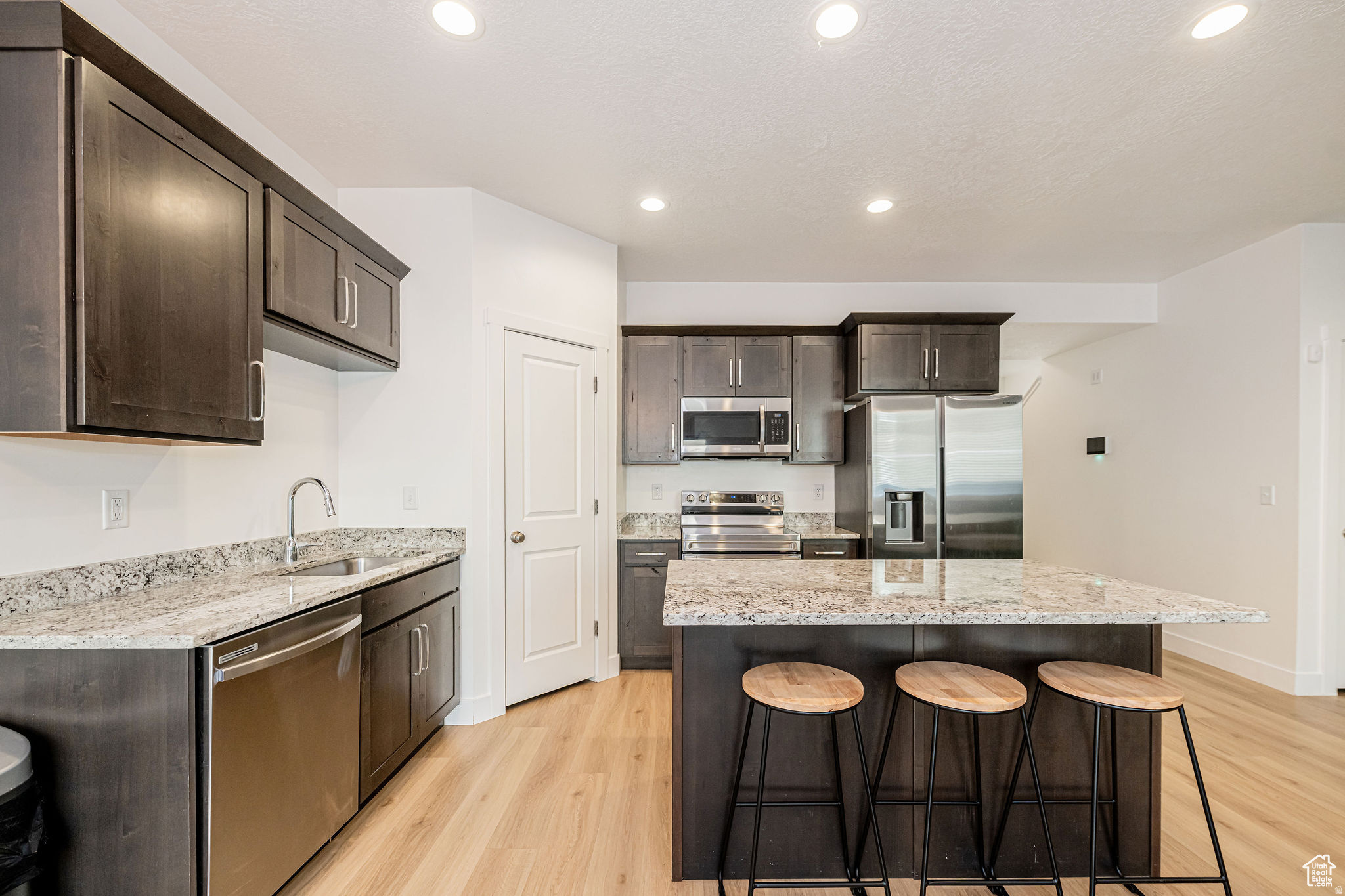 ASPEN RIDGES - Residential