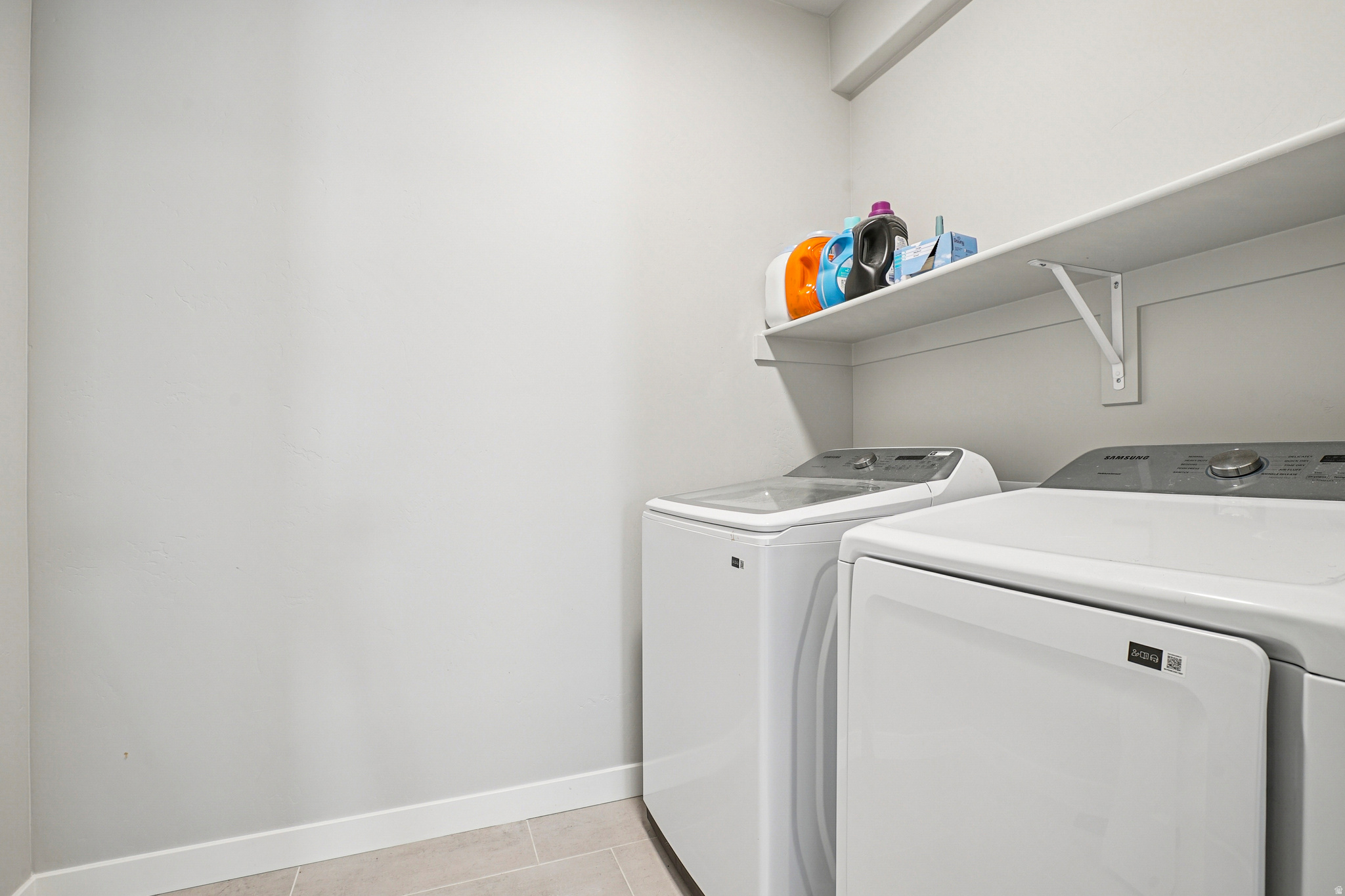 HIDDEN OAKS CLTN 713 - Residential