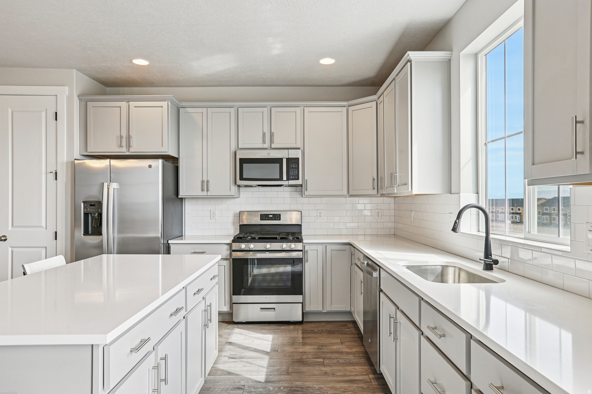 HIDDEN OAKS CLTN 713 - Residential