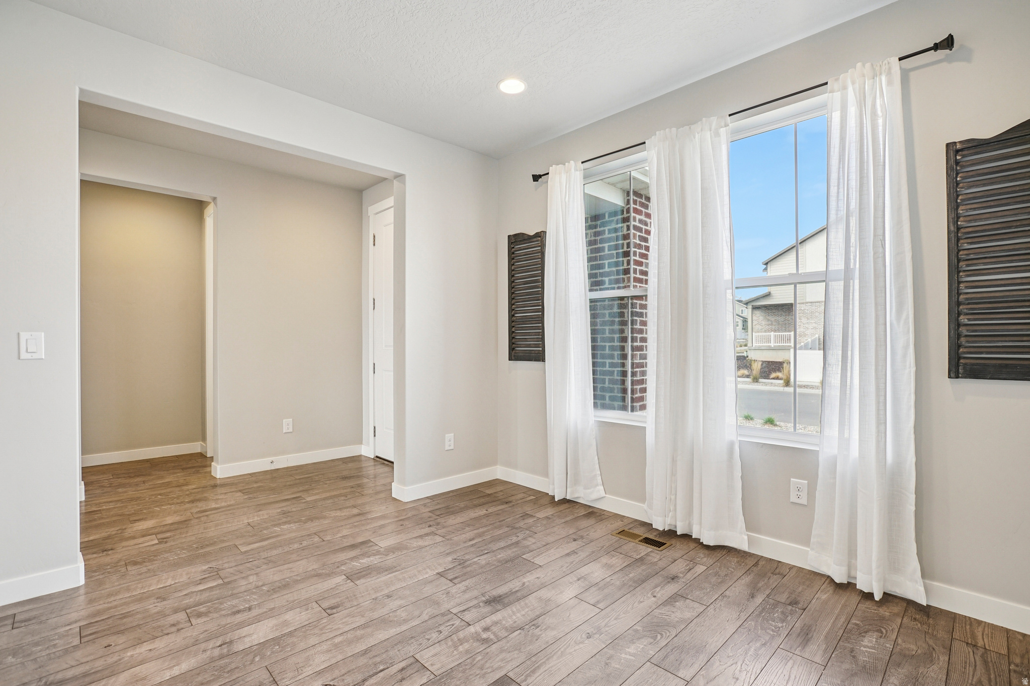 HIDDEN OAKS CLTN 713 - Residential