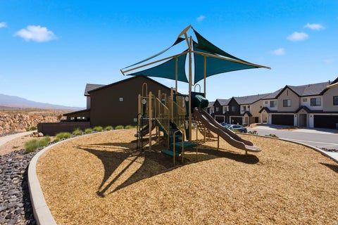 Tiny photo for 1708 S VIEWCREST DR #3086, Washington, UT 84780 (MLS # 2186189)