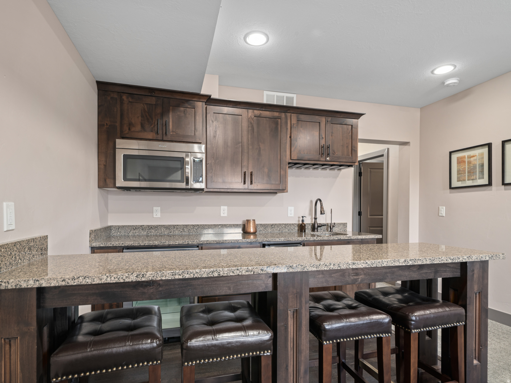 EDGEWATER - Residential
