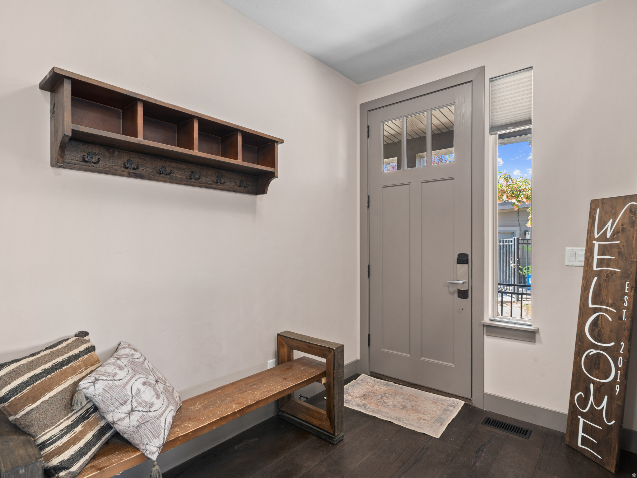 EDGEWATER - Residential