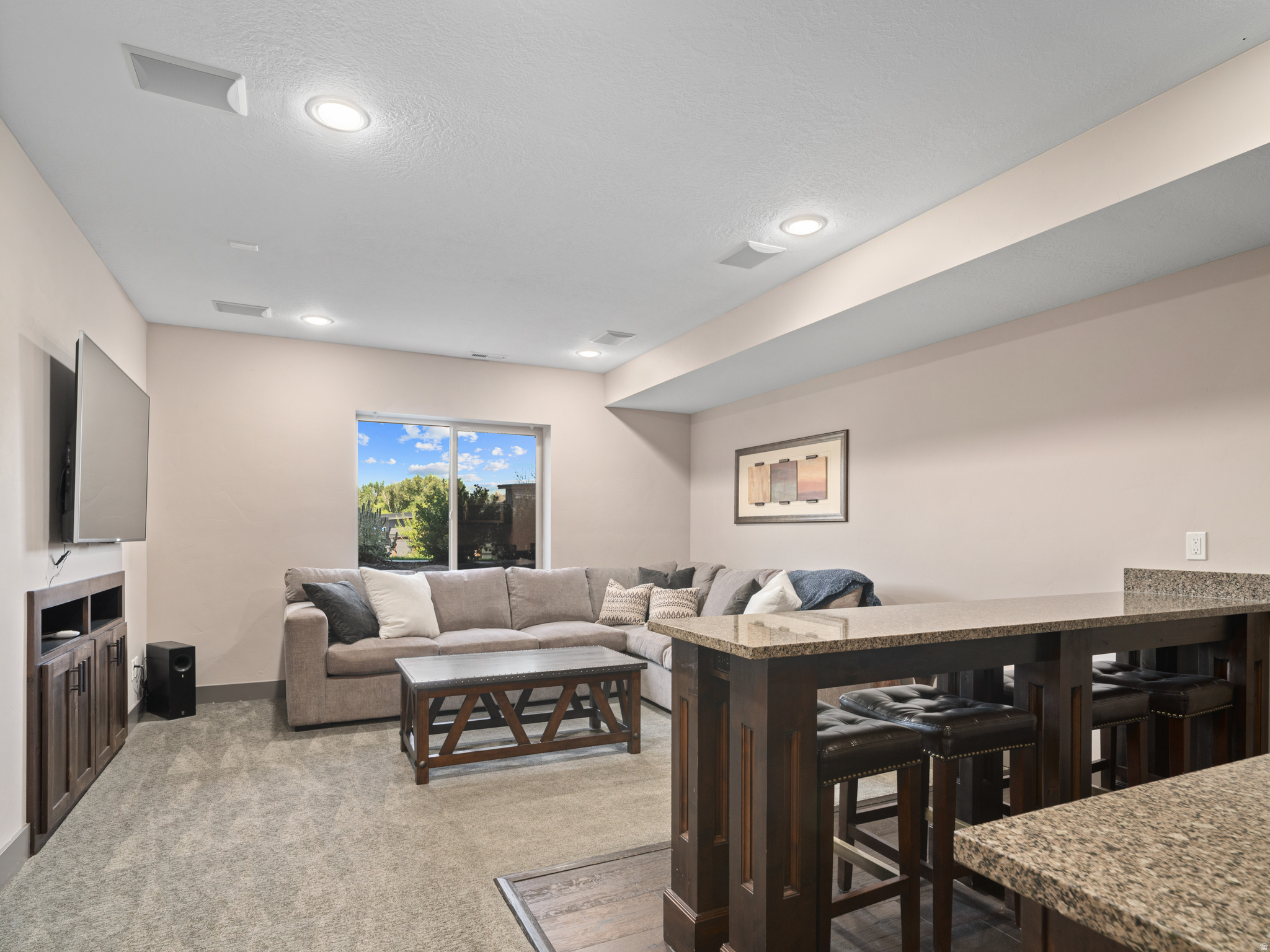 EDGEWATER - Residential