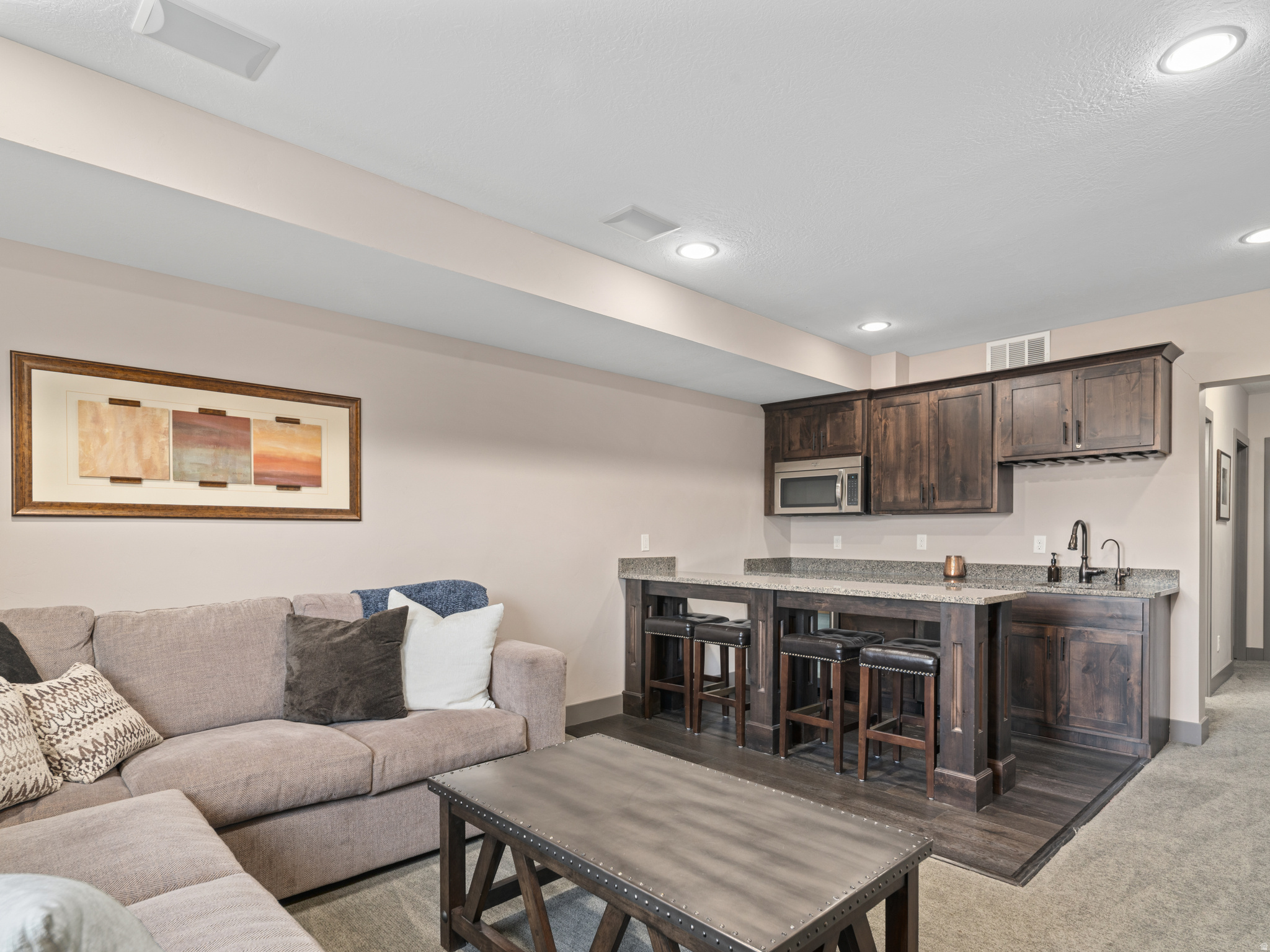 EDGEWATER - Residential