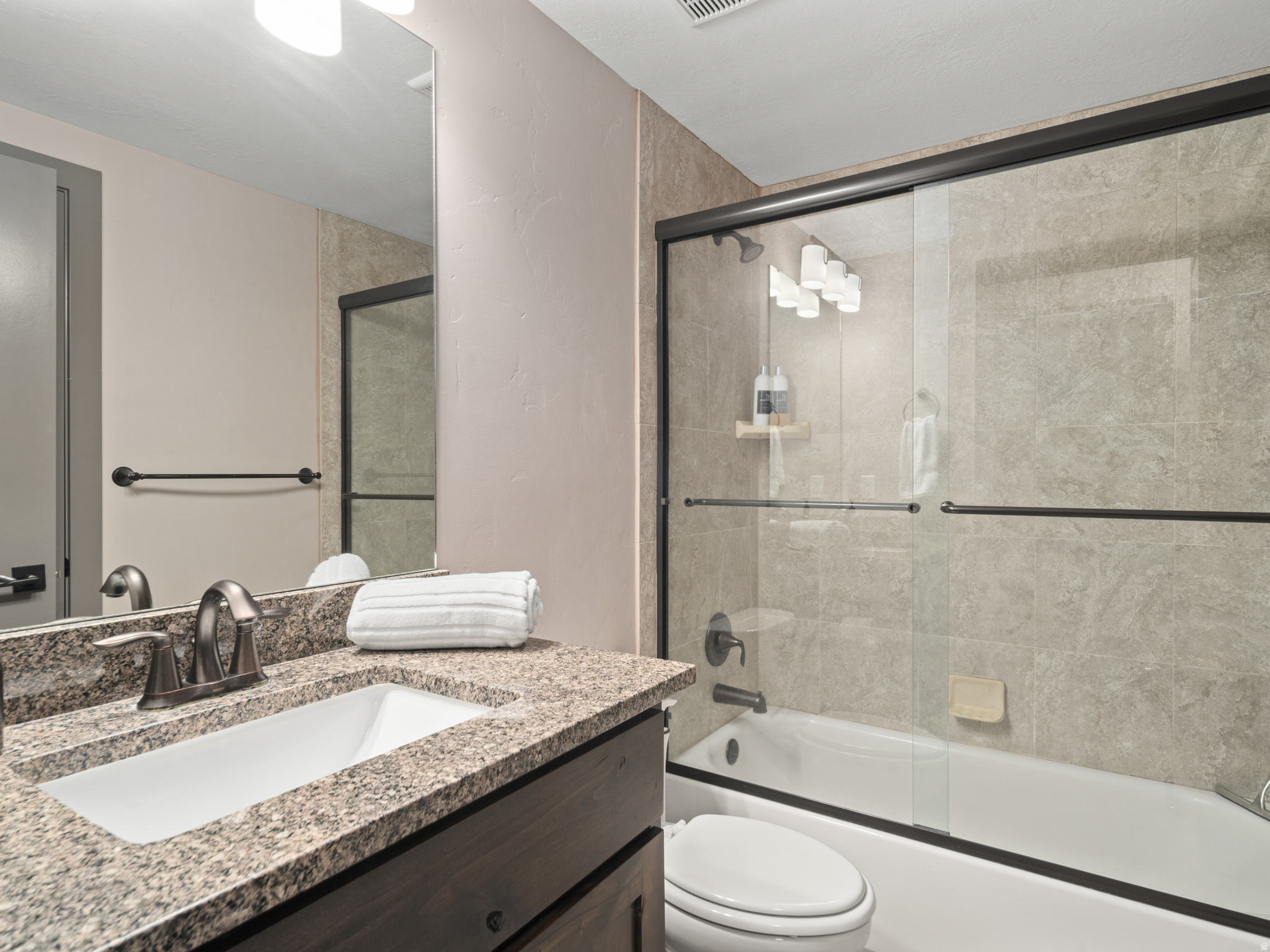 EDGEWATER - Residential