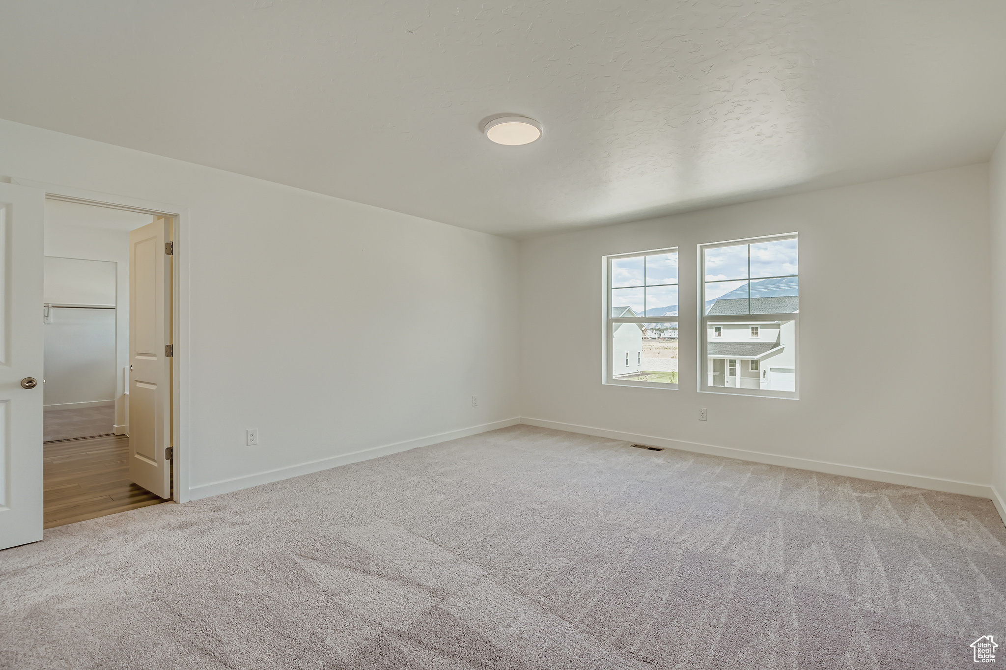 SUMMER SPRINGS - Residential