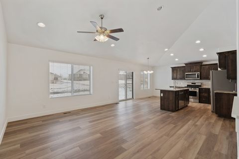 Tiny photo for 981 S RED BARN DR, Santaquin, UT 84655 (MLS # 2141783)