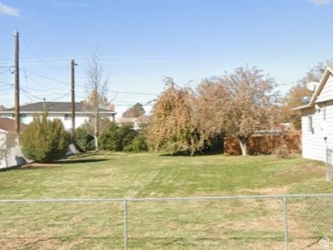 Tiny photo for 285 E 500 N #102, Kaysville, UT 84037 (MLS # 2124056)