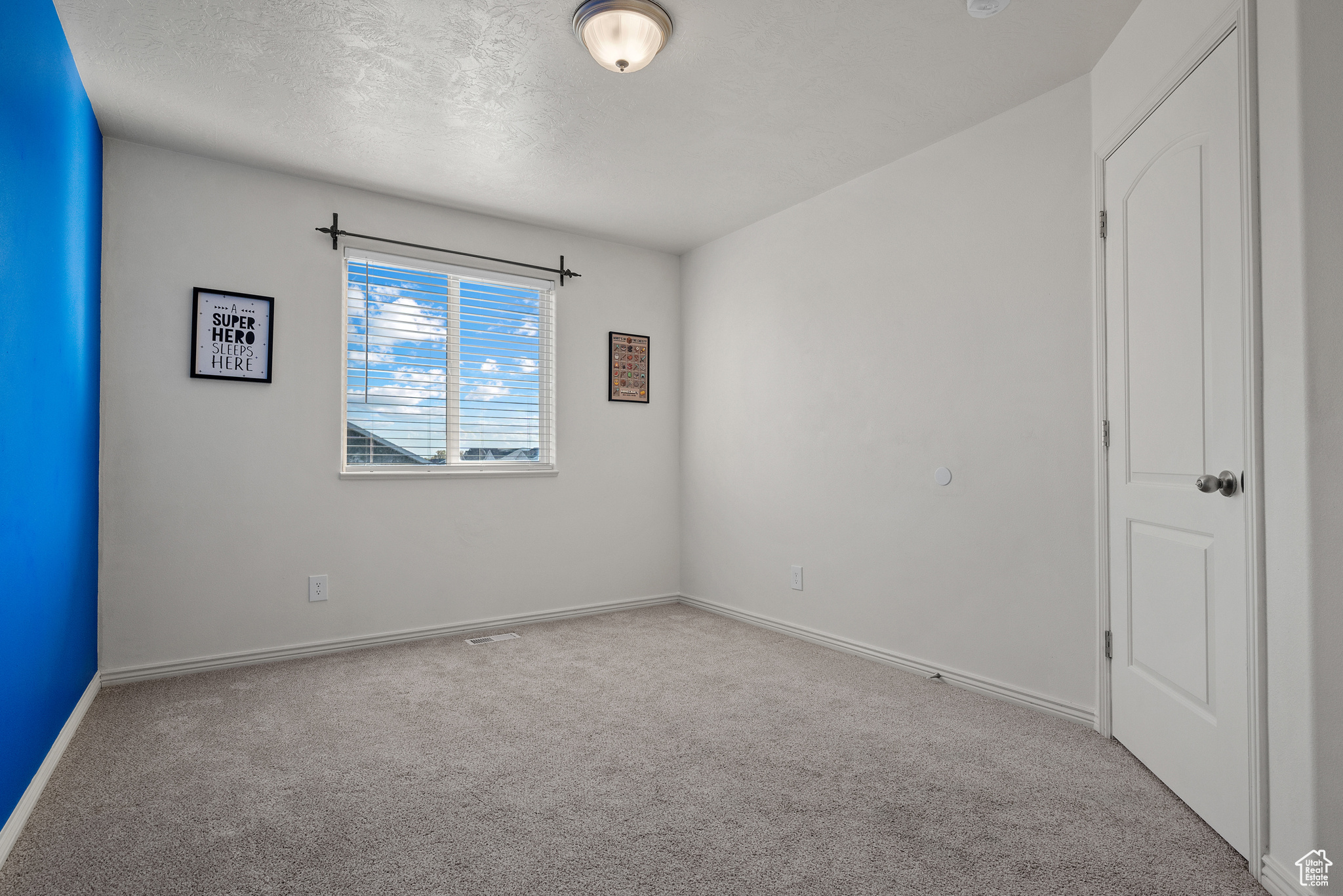 MOUNTAIN MEADOWS - Residential