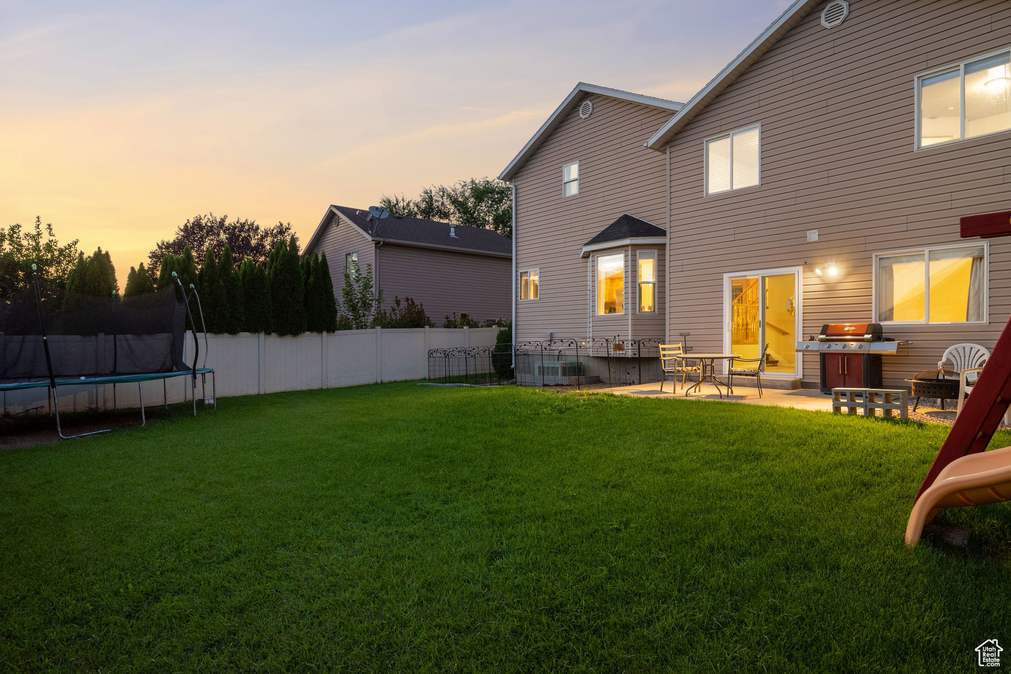 MOUNTAIN MEADOWS - Residential