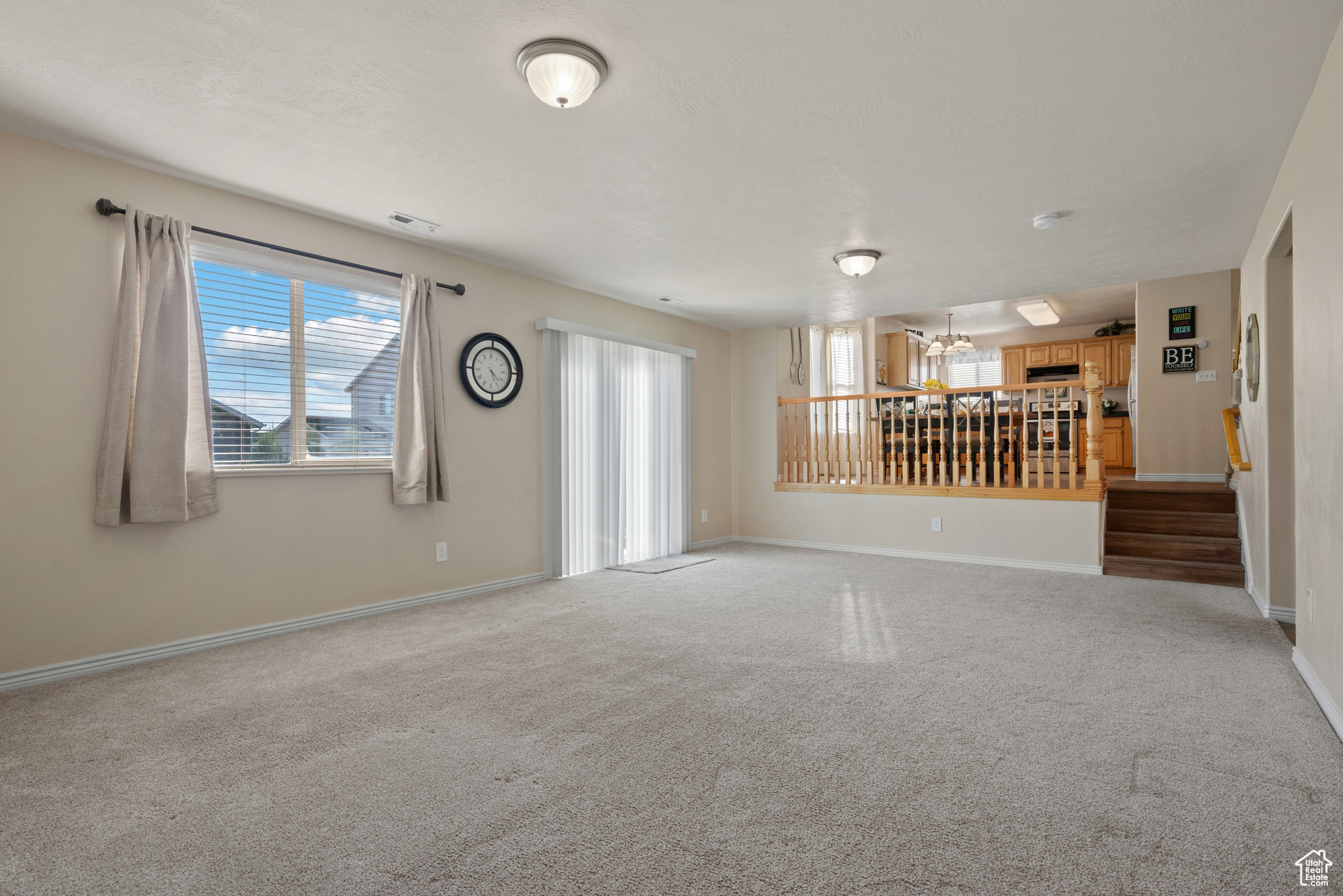 MOUNTAIN MEADOWS - Residential