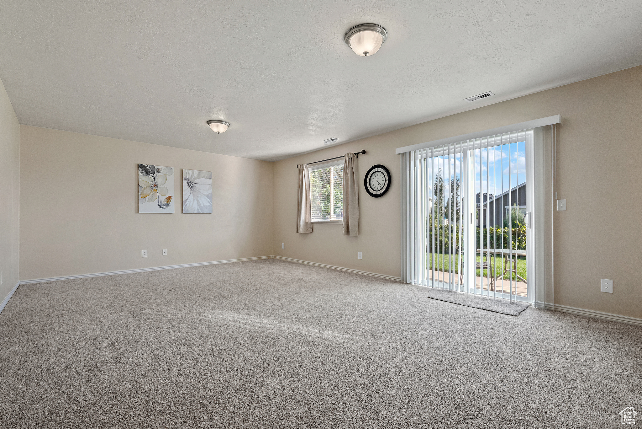 MOUNTAIN MEADOWS - Residential