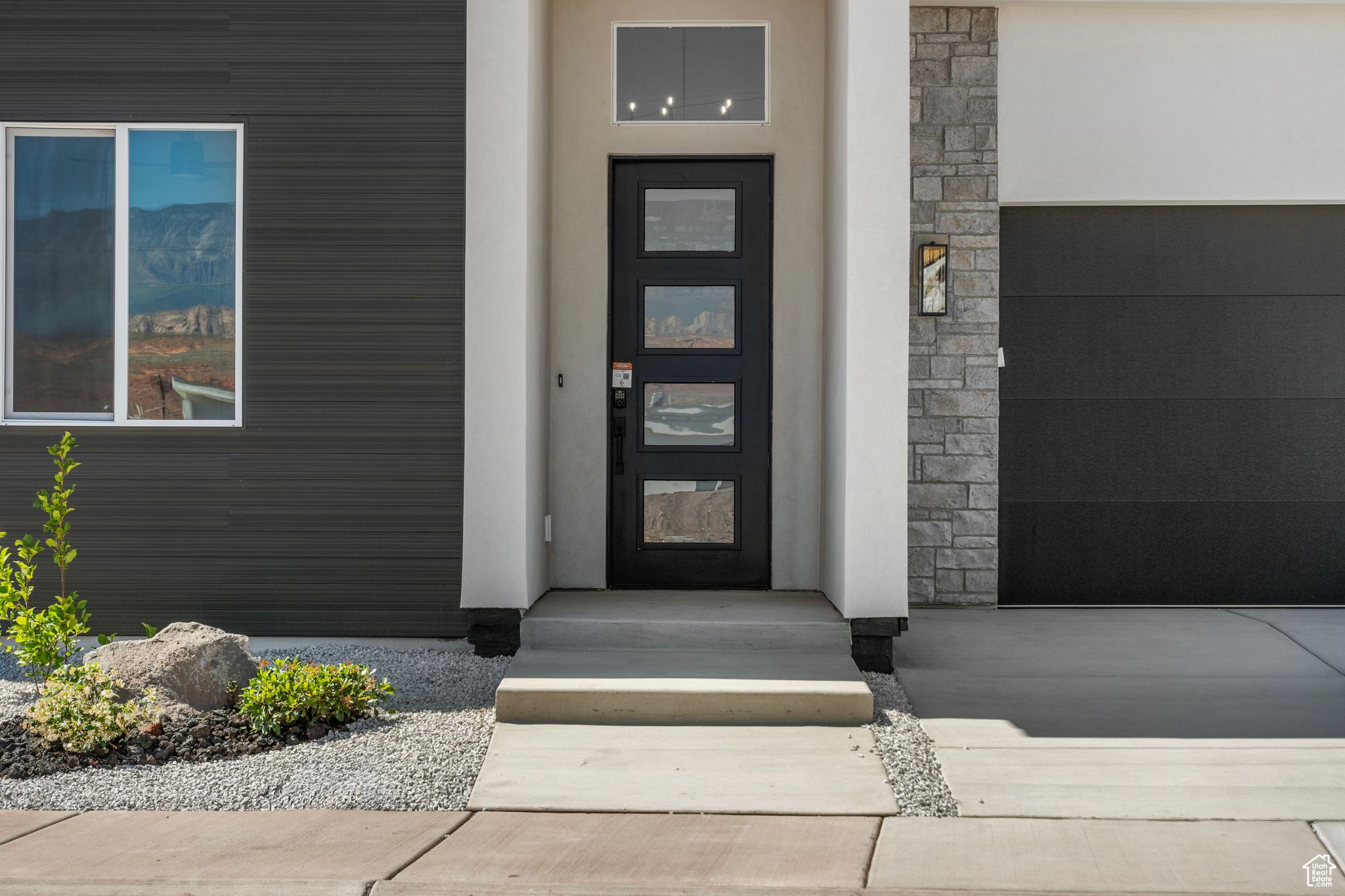 1044 E Coyote Crest Dr, Washington, Utah image 3