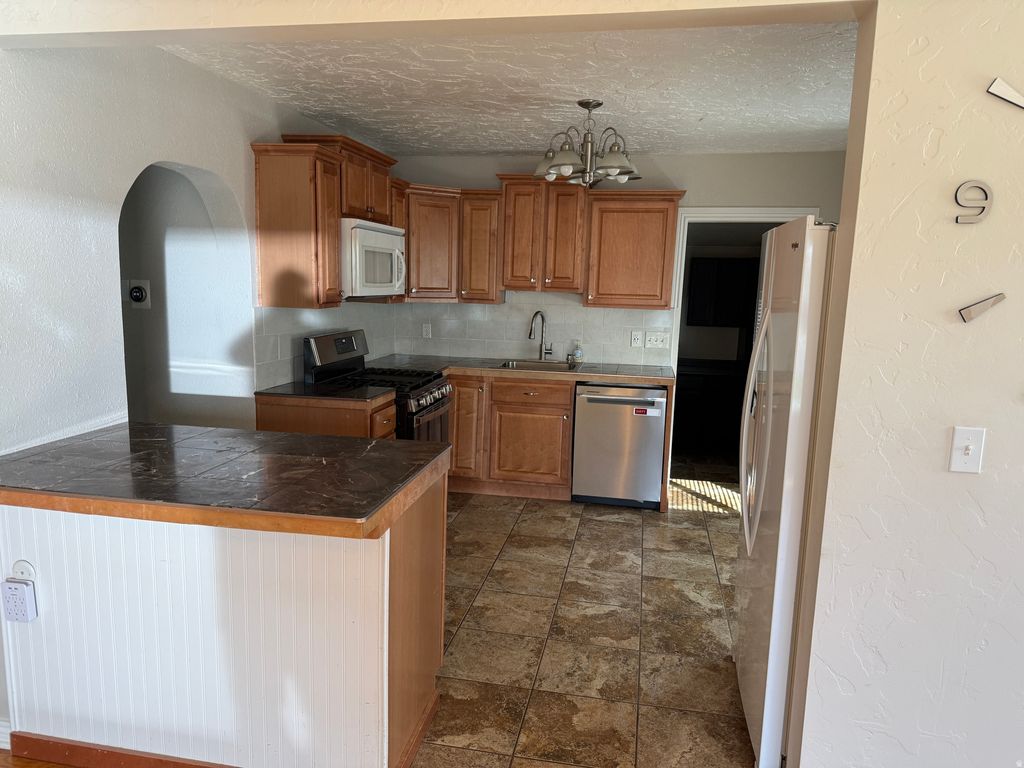 Photo of 574 N 600 W, Orem, UT 84057 (MLS # 2146551)