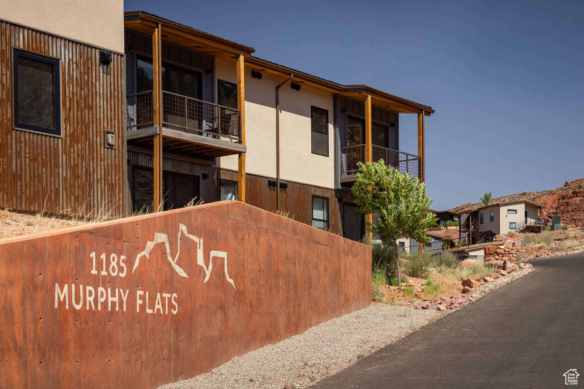 MURPHY FLATS - Residential